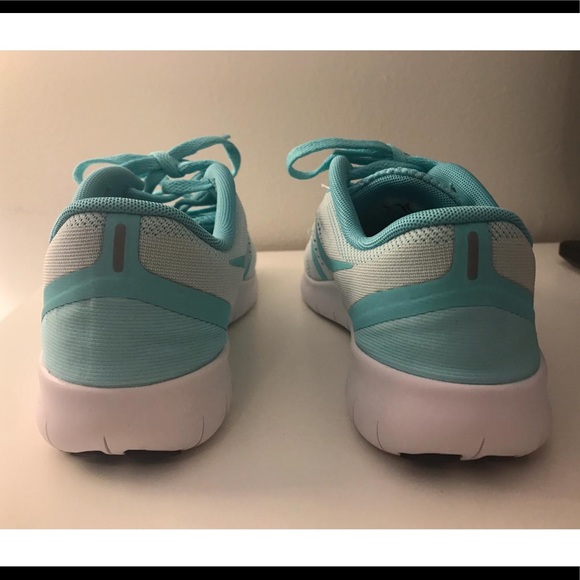 shoes - Picture 4 of 4